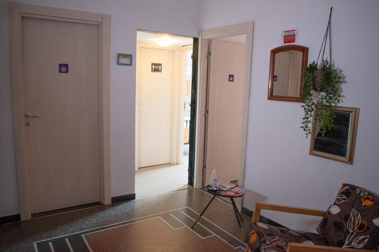 Abbey Hostel 热那亚 外观 照片