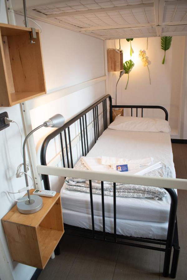 Abbey Hostel 热那亚 外观 照片